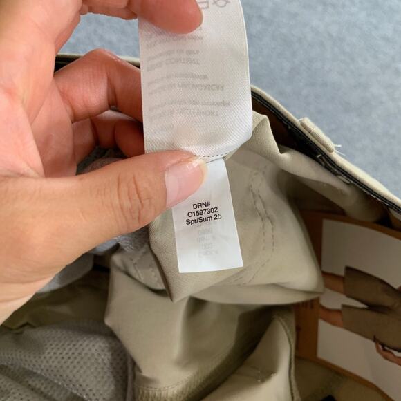 Eddie Bauer Shorts Mens 32 Tan Nylon Blend Rainier 10 in Tech Active Outdoor - Picture 8 of 12